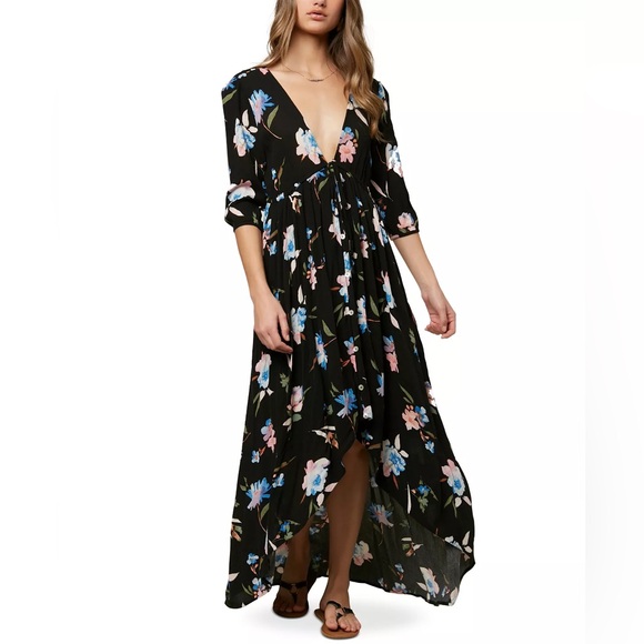 O'NEILL
Juniors' Boyce Floral-Print Maxi Dress - Picture 1 of 6